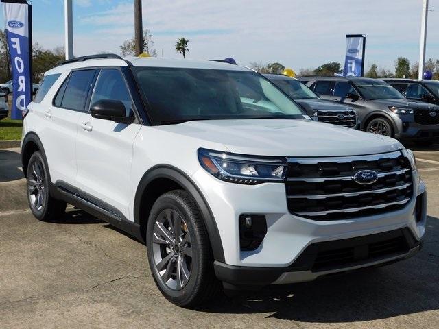 new 2025 Ford Explorer car, priced at $44,918