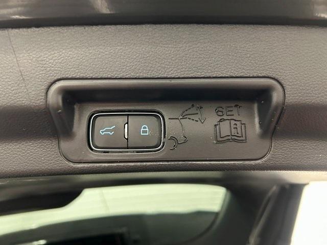 used 2022 Ford Explorer car, priced at $29,965