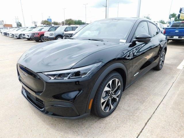 new 2025 Ford Mustang Mach-E car, priced at $39,699