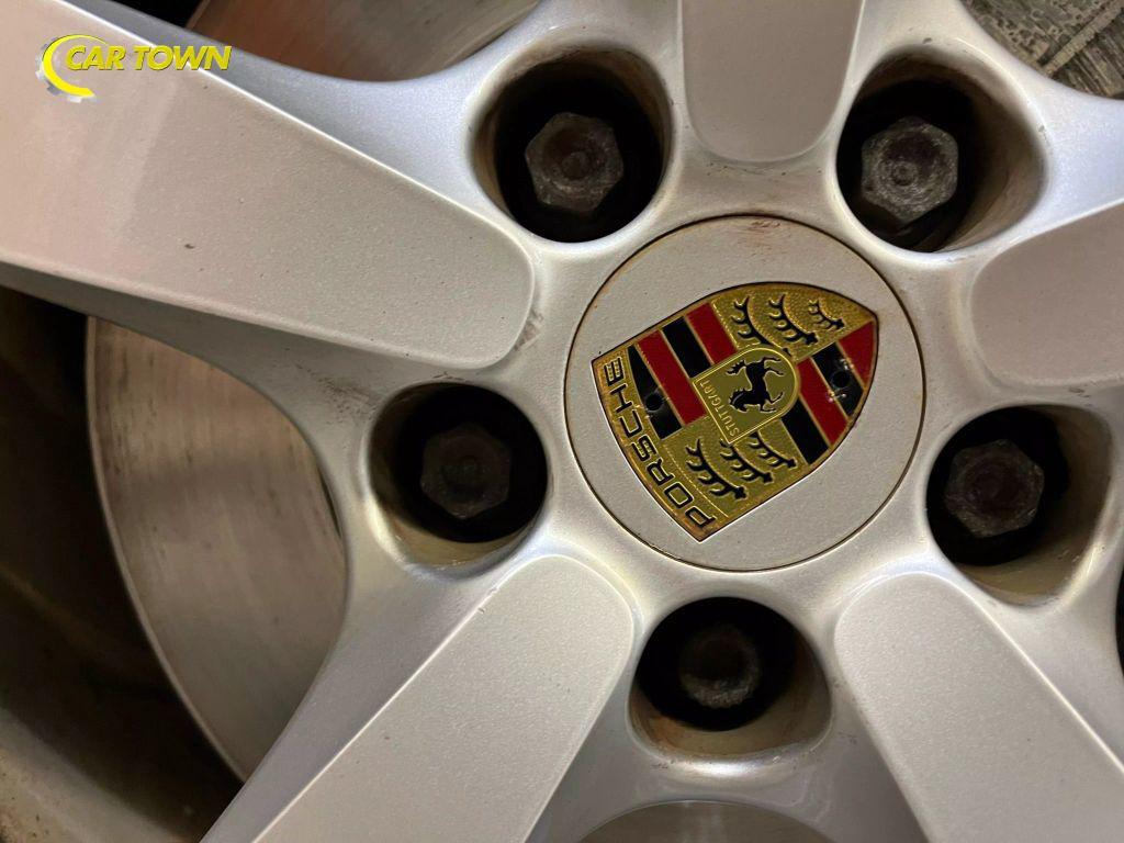 used 2018 Porsche Macan car, priced at $26,225