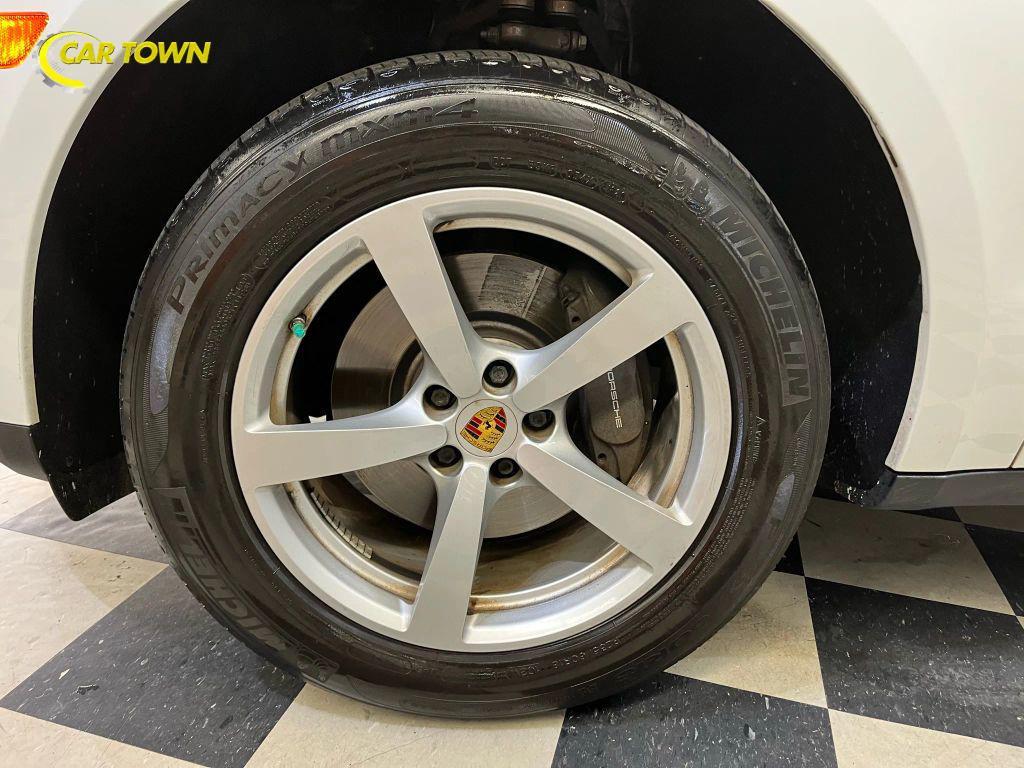 used 2018 Porsche Macan car, priced at $26,225