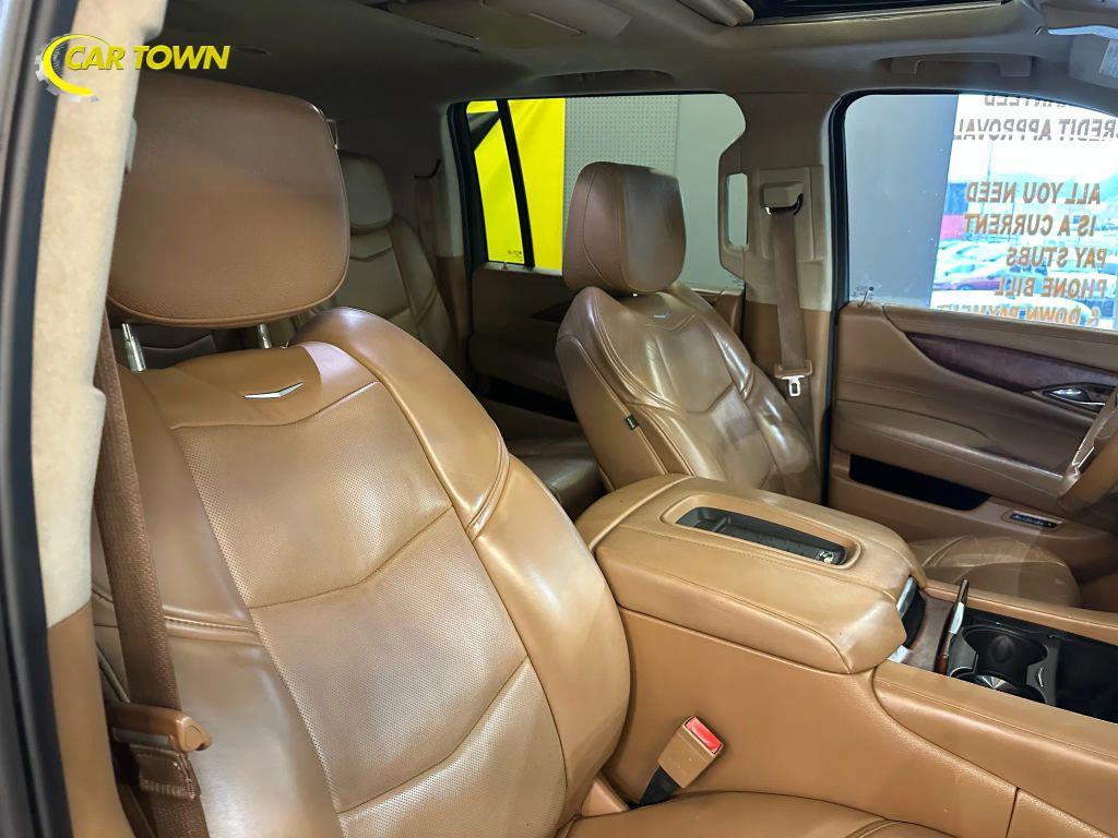 used 2016 Cadillac Escalade ESV car, priced at $25,850