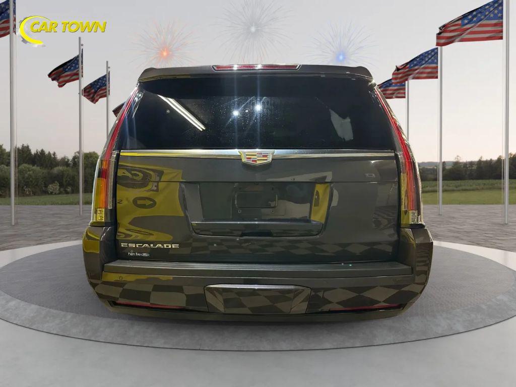 used 2016 Cadillac Escalade ESV car, priced at $25,850