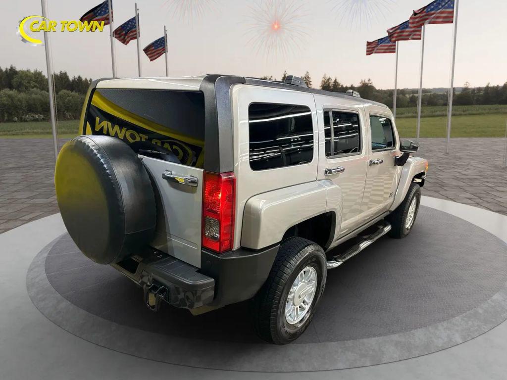 used 2008 Hummer H3 car, priced at $10,950