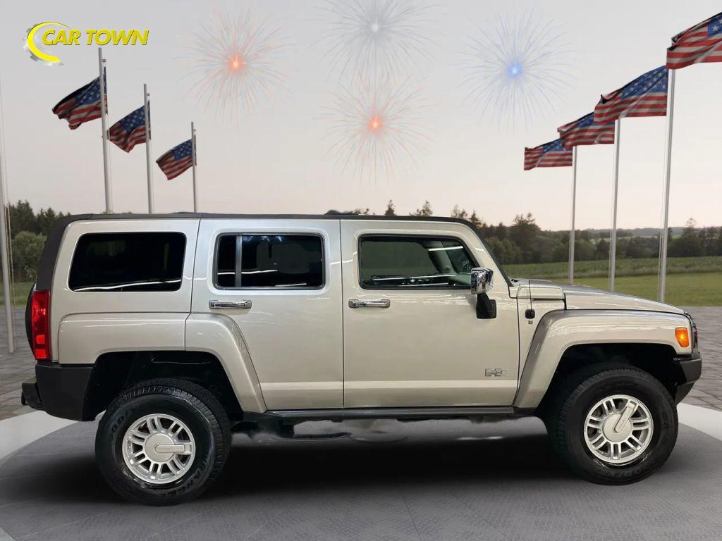 used 2008 Hummer H3 car, priced at $10,950
