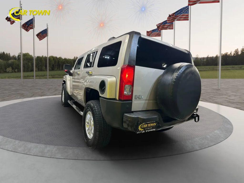 used 2008 Hummer H3 car, priced at $10,950