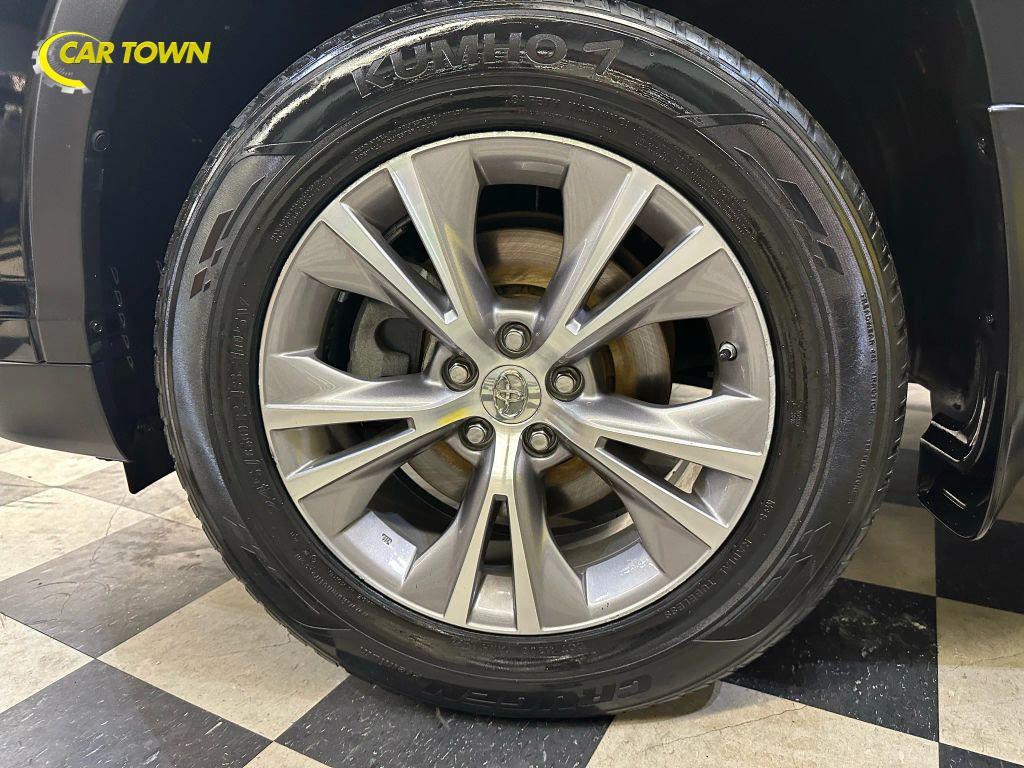 used 2015 Toyota Highlander car, priced at $15,350