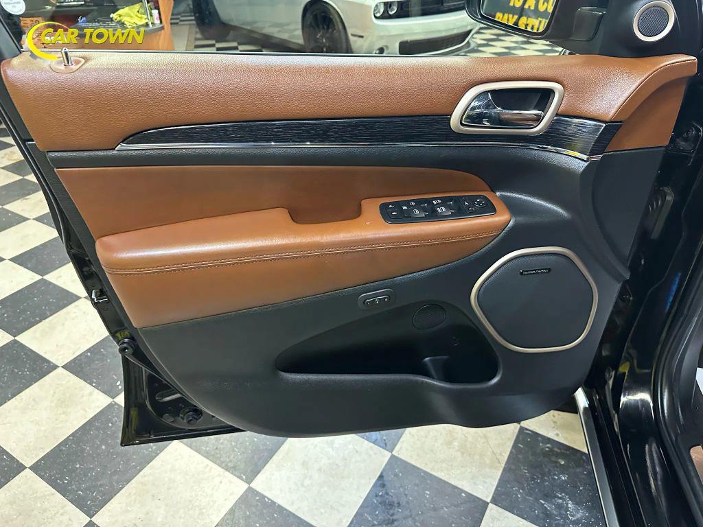 used 2017 Jeep Grand Cherokee car, priced at $17,450