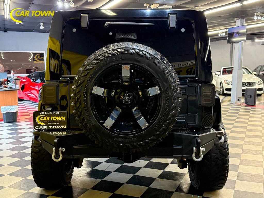 used 2015 Jeep Wrangler Unlimited car, priced at $18,150