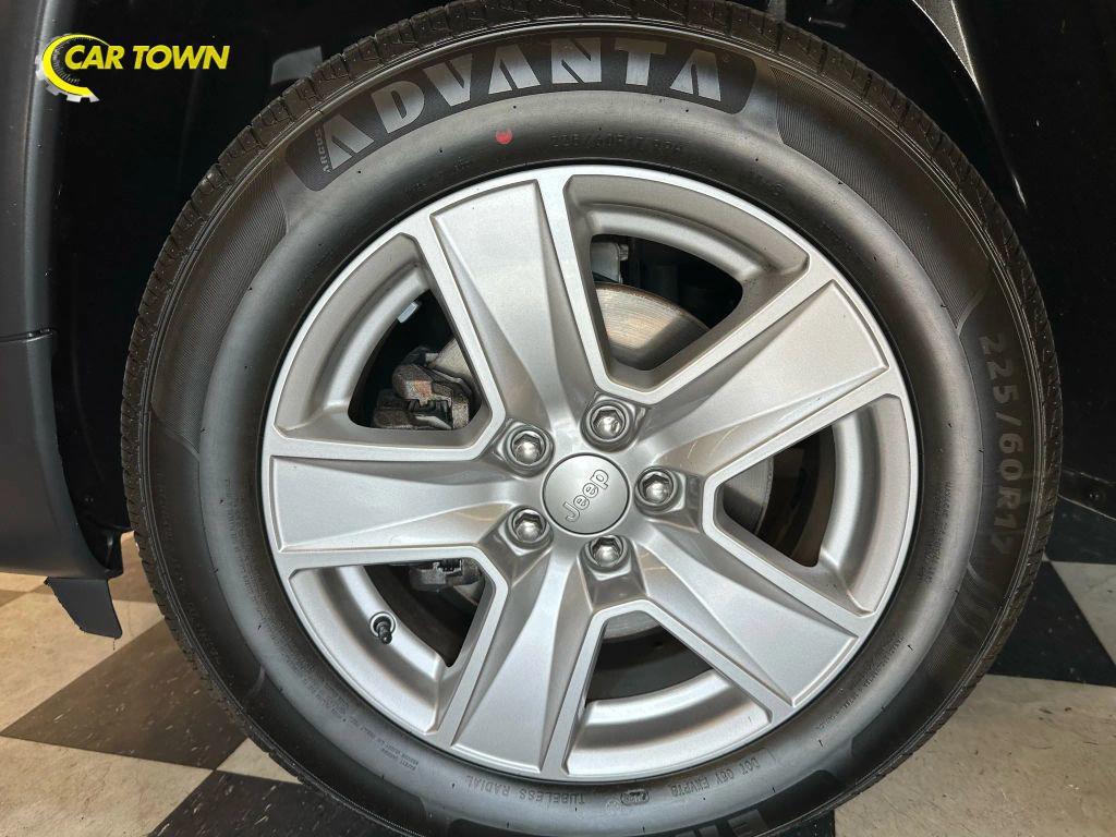 used 2022 Jeep Compass car, priced at $22,900
