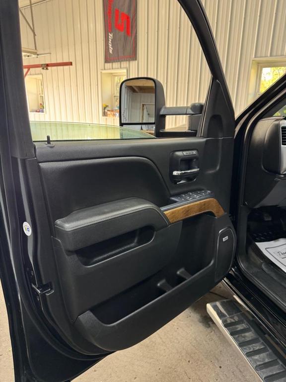 used 2015 Chevrolet Silverado 2500 car, priced at $18,900