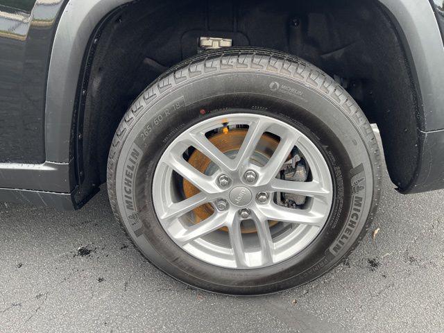 used 2023 Jeep Grand Cherokee L car, priced at $29,984