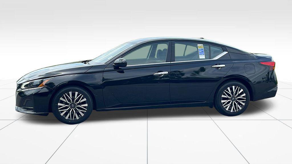 used 2023 Nissan Altima car, priced at $18,929