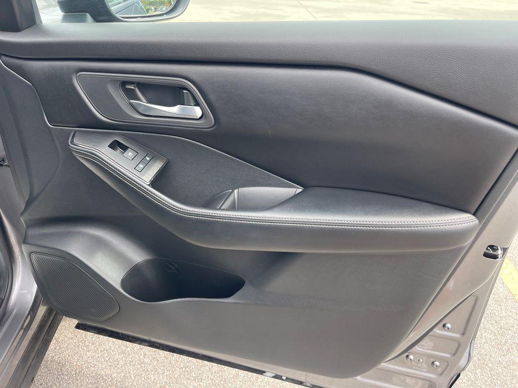 used 2024 Nissan Rogue car, priced at $24,296