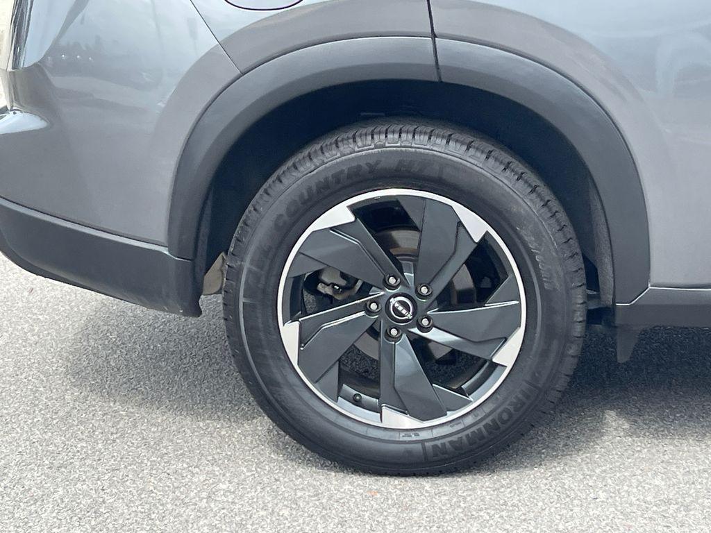 used 2024 Nissan Rogue car, priced at $24,296