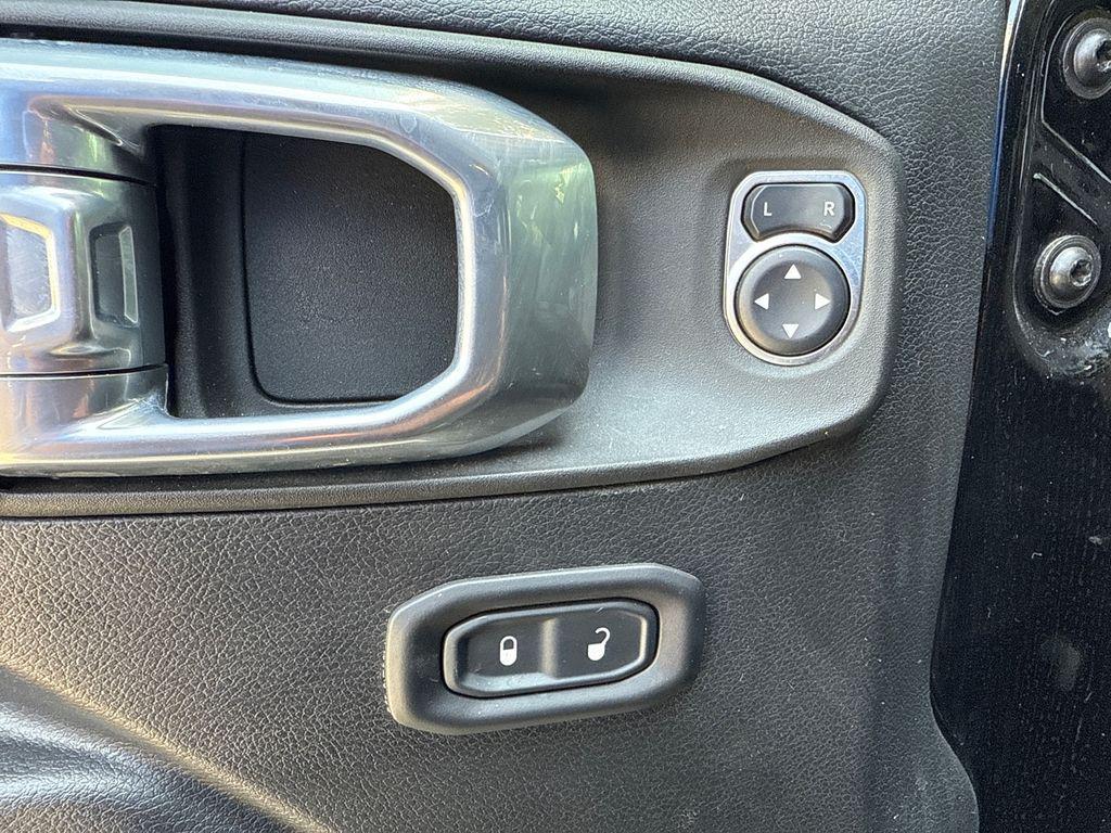 used 2021 Jeep Gladiator car, priced at $28,938
