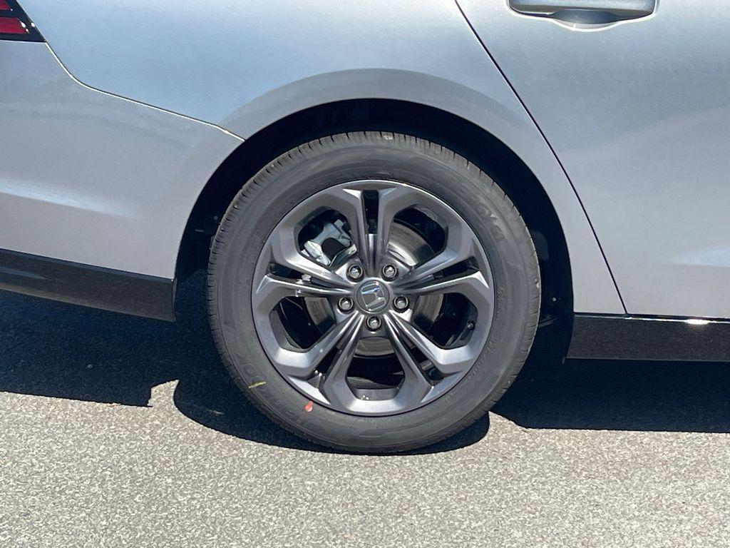 new 2025 Honda Accord Hybrid car, priced at $34,389
