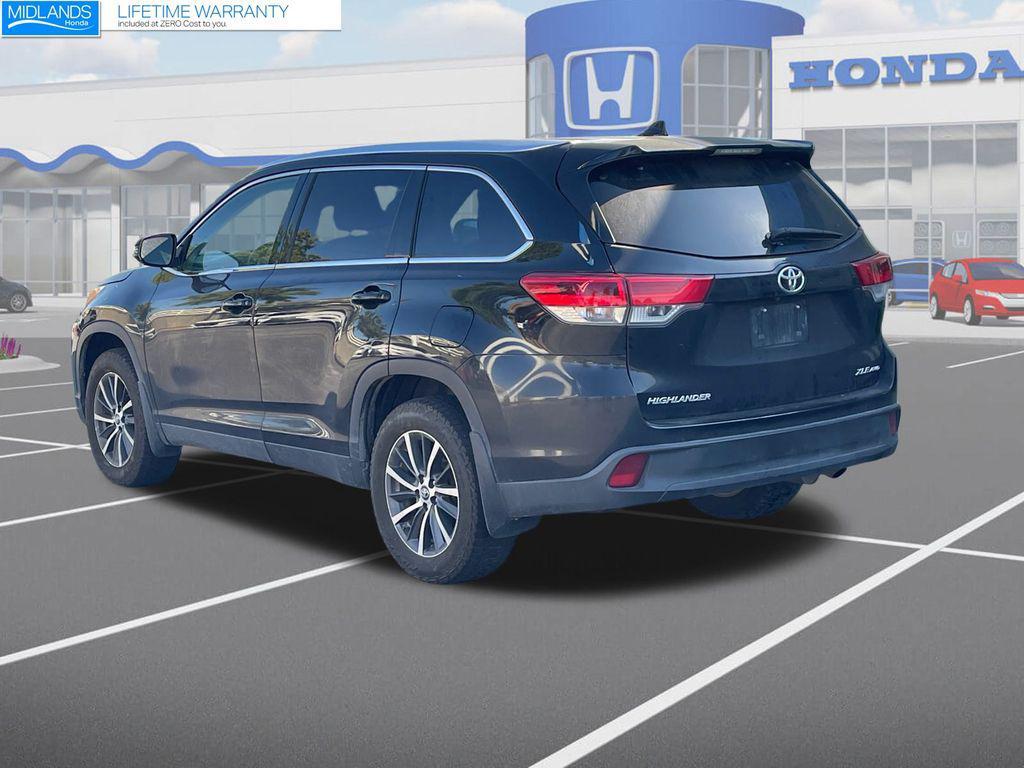 used 2019 Toyota Highlander car, priced at $28,553