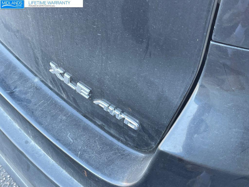 used 2019 Toyota Highlander car, priced at $28,553