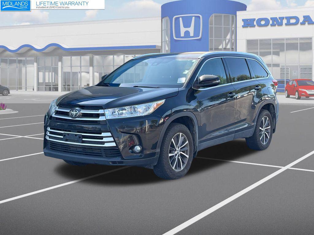 used 2019 Toyota Highlander car, priced at $28,553