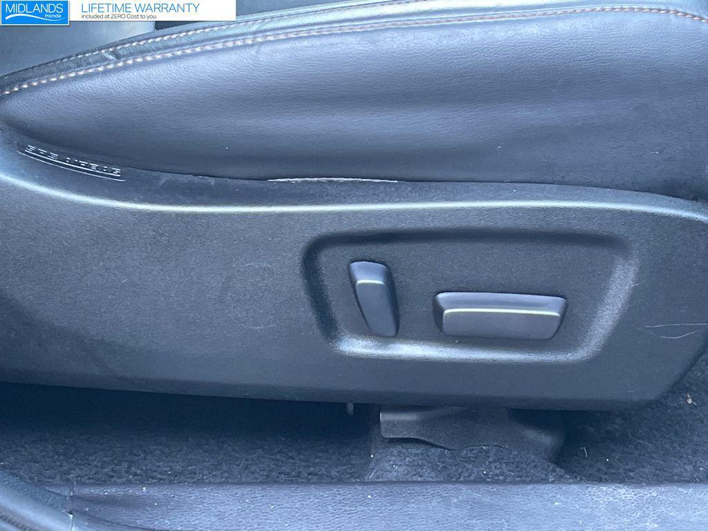 used 2019 Toyota Highlander car, priced at $28,553