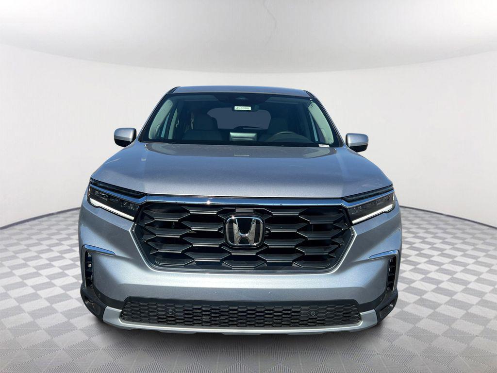 new 2025 Honda Pilot car, priced at $44,931