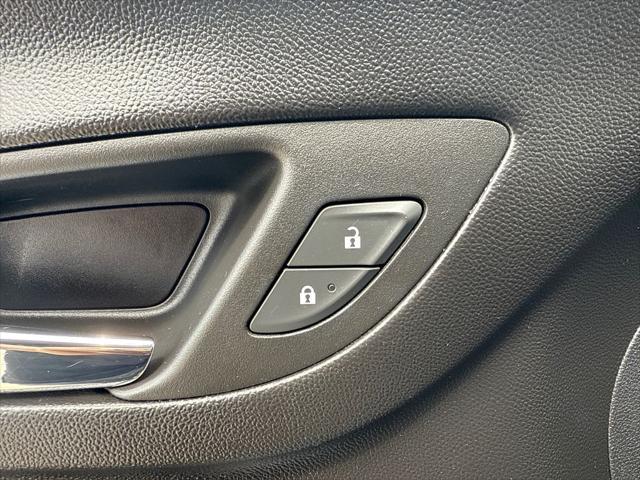 used 2022 Chevrolet Equinox car, priced at $21,278