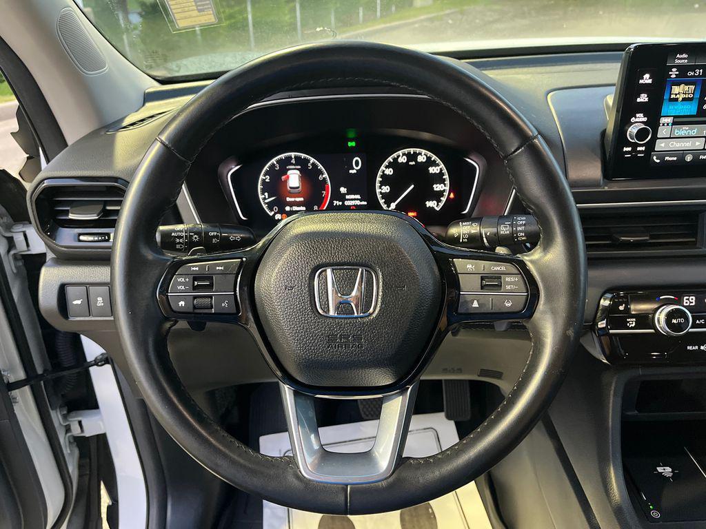 used 2024 Honda Pilot car, priced at $37,487