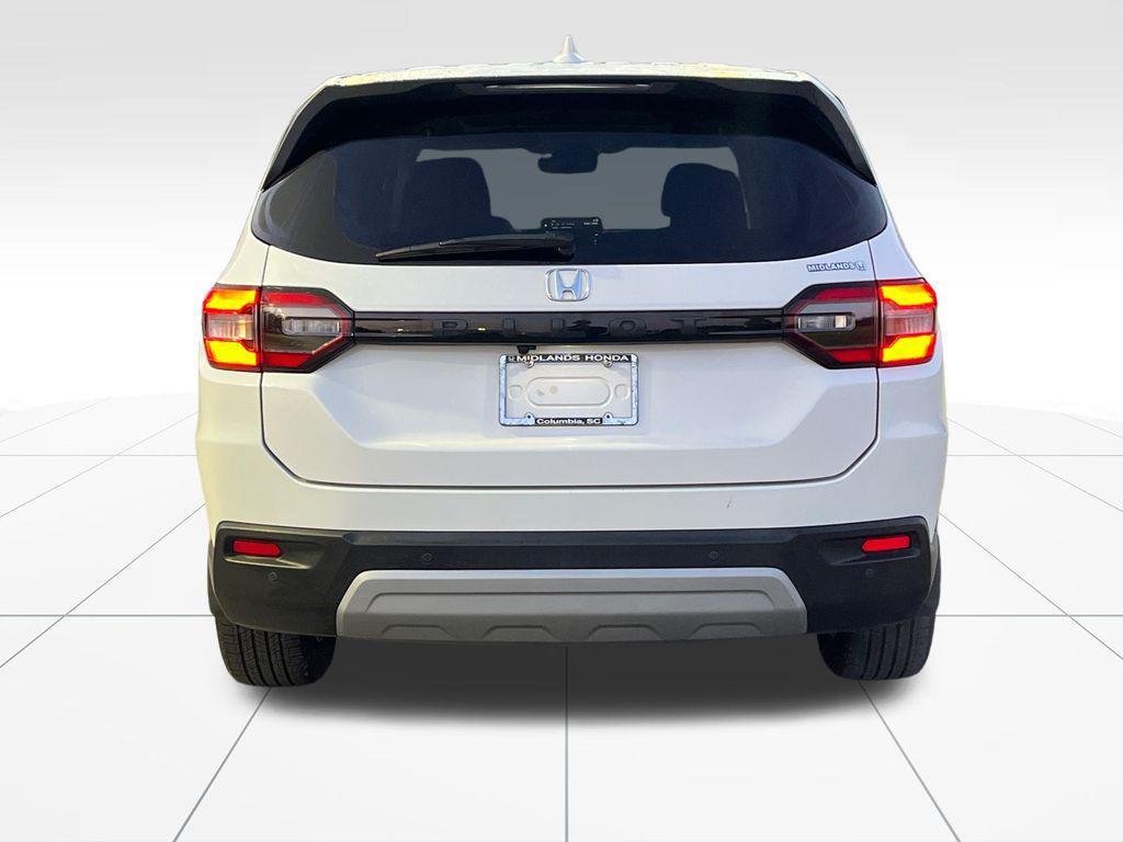 used 2024 Honda Pilot car, priced at $37,487