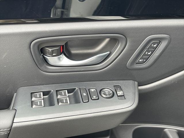 new 2025 Honda Pilot car, priced at $45,835