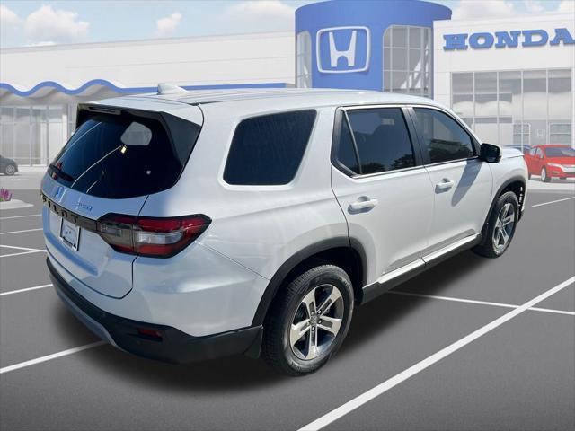 new 2025 Honda Pilot car, priced at $42,741