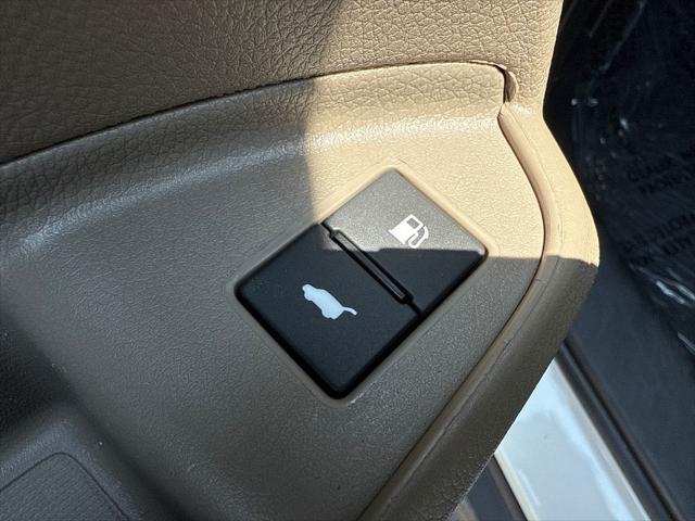used 2022 Honda Pilot car, priced at $35,294