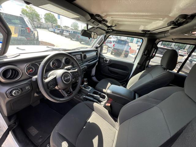 used 2023 Jeep Gladiator car, priced at $27,497
