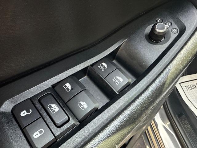 used 2022 Jeep Grand Cherokee car, priced at $31,996