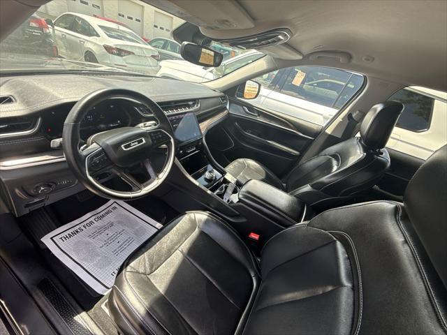 used 2022 Jeep Grand Cherokee car, priced at $31,996