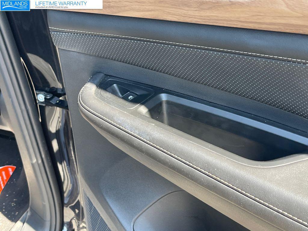 used 2024 Volkswagen Atlas car, priced at $29,527