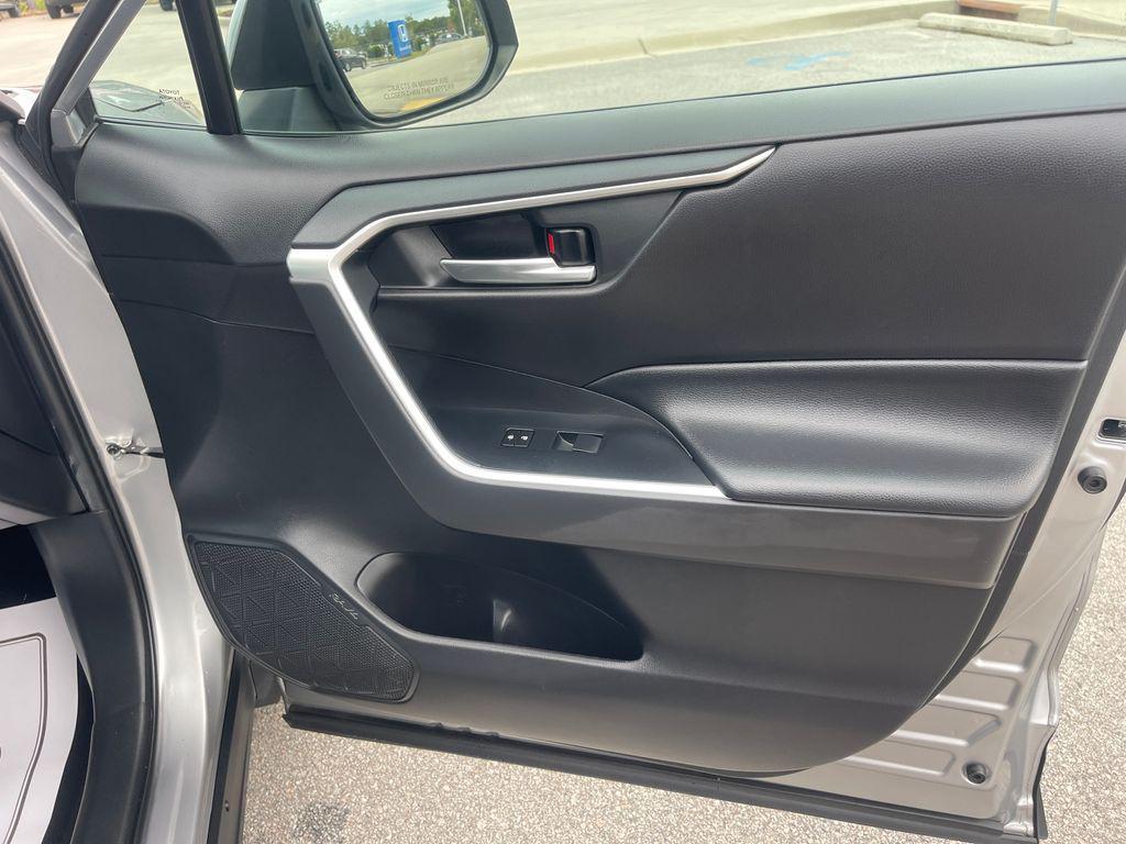 used 2020 Toyota RAV4 car, priced at $21,194