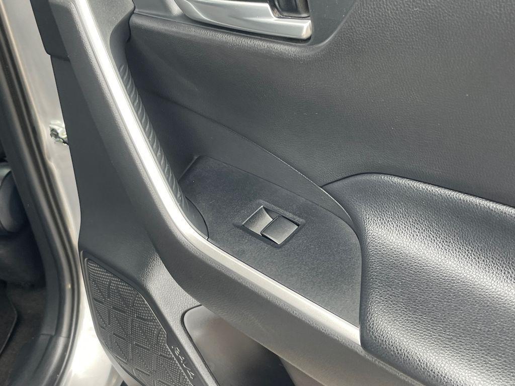 used 2020 Toyota RAV4 car, priced at $21,194