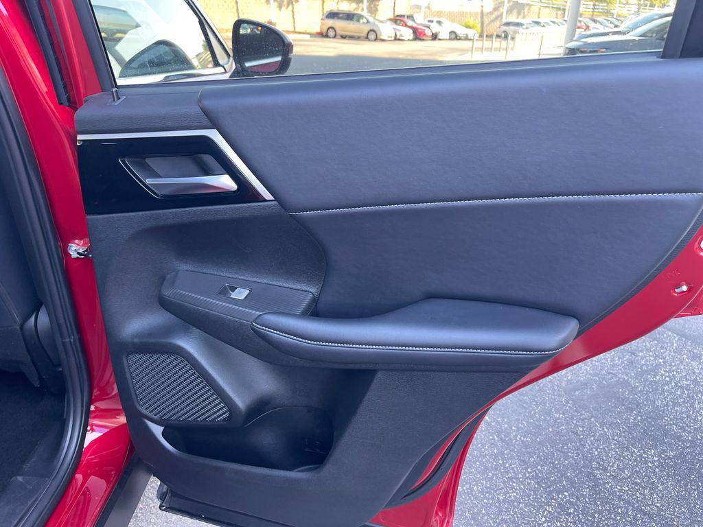 used 2024 Mitsubishi Outlander car, priced at $25,799