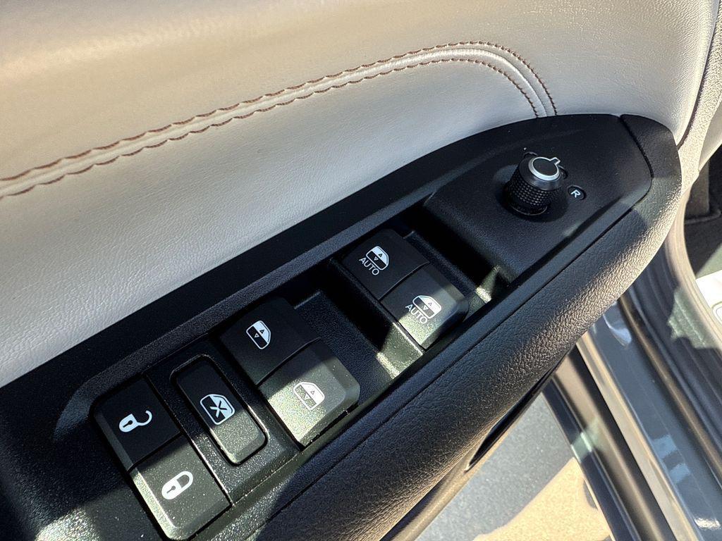 used 2022 Jeep Compass car, priced at $21,981