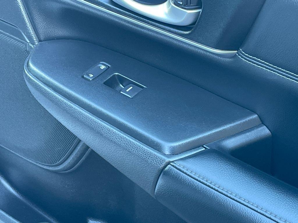 used 2020 Honda CR-V car, priced at $24,495