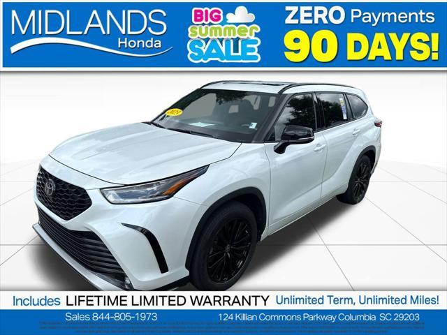 used 2023 Toyota Highlander car, priced at $41,367