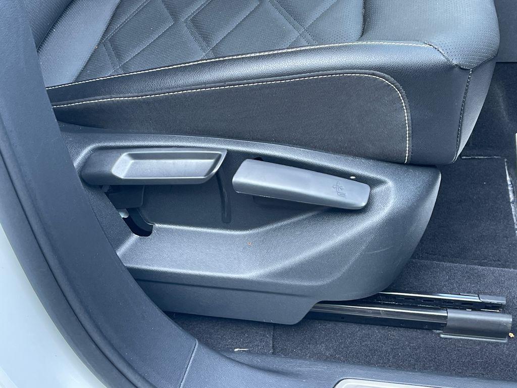 used 2024 Volkswagen Atlas car, priced at $28,359