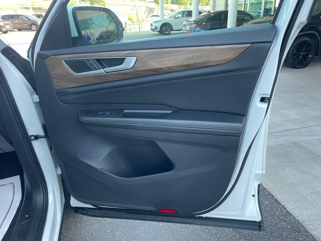 used 2024 Volkswagen Atlas car, priced at $28,359