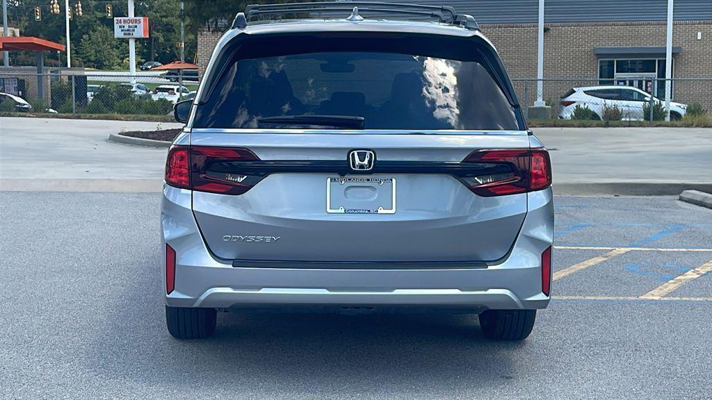new 2026 Honda Odyssey car, priced at $42,473