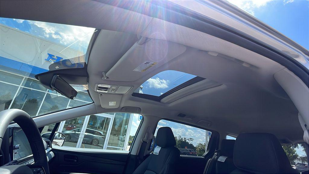 new 2026 Honda Odyssey car, priced at $42,473