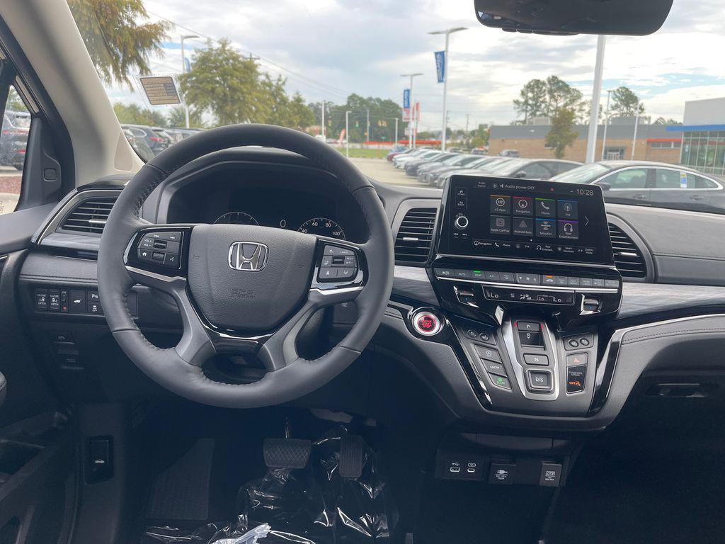 new 2026 Honda Odyssey car, priced at $49,067