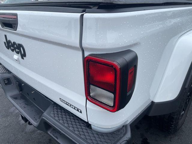used 2021 Jeep Gladiator car, priced at $29,973