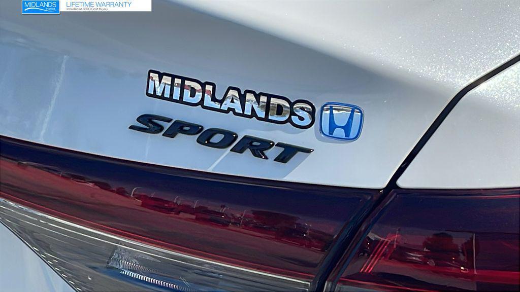 used 2026 Honda Civic Hybrid car, priced at $28,918