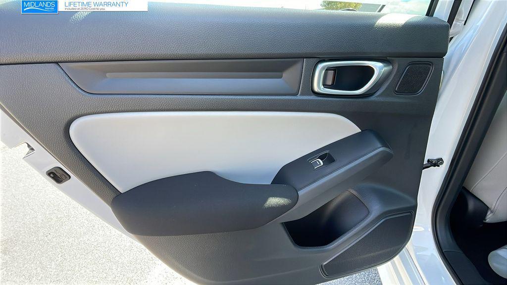 used 2026 Honda Civic Hybrid car, priced at $28,918